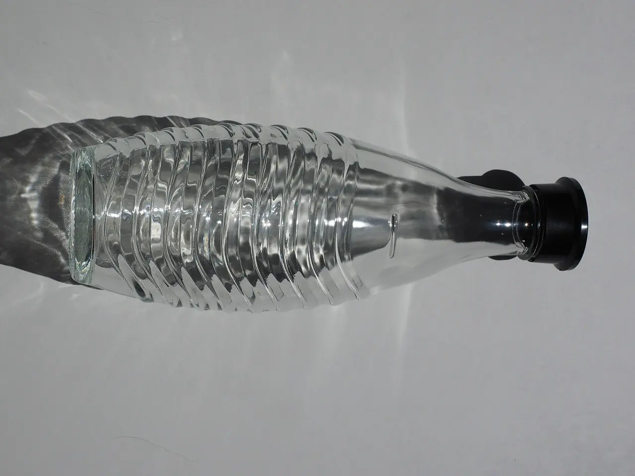 Saturatory SodaStream - jak wybrać wygodny sposób na wodę gazowaną w domu? 1 Saturatory SodaStream